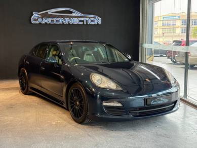 Porsche Panamera in Subang Jaya, SGR