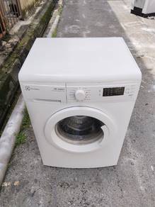 Electrolux front load washer 7kg washing machine