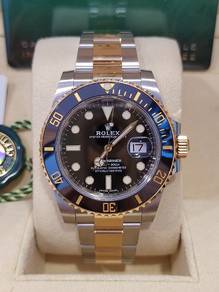 Rolex Submariner Black Half Gold