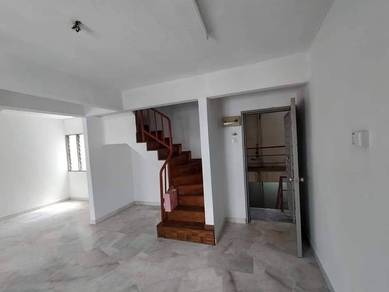 Apartment For Rent in Kota Laksamana Utama Apartment