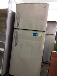LG Big Refrigerator Peti Sejuk Freezer Fridge Ice