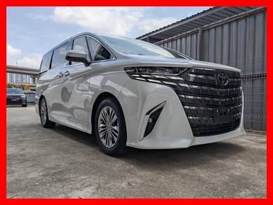 Toyota Alphard Z in Old Klang Road, KUL