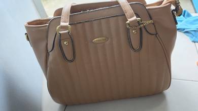 bag tangan wanita