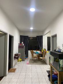 Apartment For Sale in Beverly Hills 1