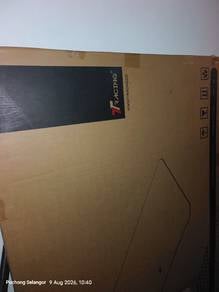 Meja gaming titus X (unboxing)