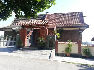 Semi-Detached House For Sale in Ampang,SGR