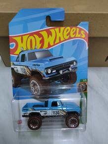 Hotwheels Blue '70 Dodge Power Wagon