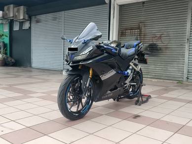 Yamaha R15