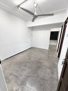 Flat For Sale in Flat Taman Ungku Tun Aminah