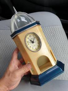 (B570) Vintage Japan Twinbird Table Clock