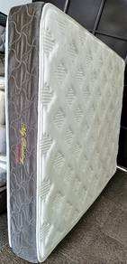 Queen Size Tebal 10inci Spring Mattress 