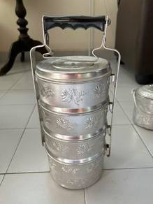 Antique Mangkuk Tingkat – 3-Tier Aluminium