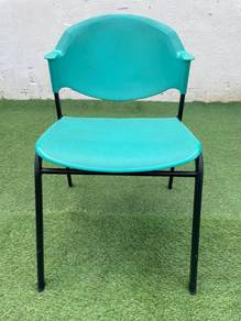 P15-H Kerusi Sekolah Rendah Plastik Plastic Chair