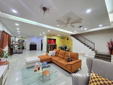 Semi-Detached House For Sale in Bandar Bukit Raja,SGR