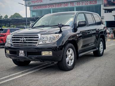 Toyota Land Cruiser AX in Telok Panglima Garang, SGR