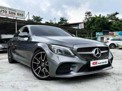 Mercedes Benz C300 300 AMG LINE in Seri Kembangan, SGR