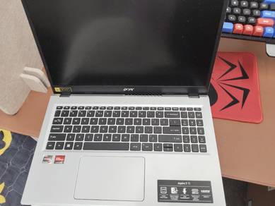 Acer Aspire 3 Ryzen 5 7520U Laptop (8GB RAM/512GB)