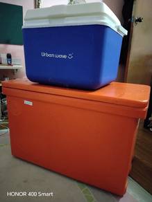Ice Box / Cooler Box