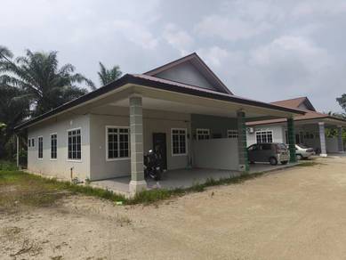 Semi-Detached House For Rent in Panchor,JHR