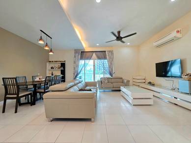 Condominium For Rent in One World 2 (1-Sky)