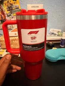 tumbler kit kat