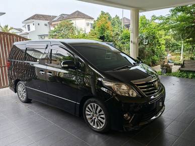 Toyota Alphard 240S TYPE GOLD in Johor Bahru, JHR