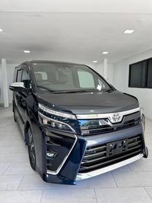 Toyota Voxy ZS KIRAMEKI III in Setapak, KUL