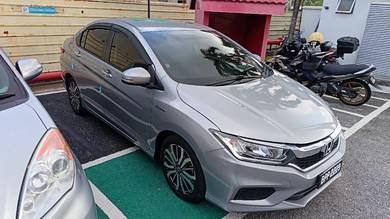 Honda City HYBRID in Klang, SGR