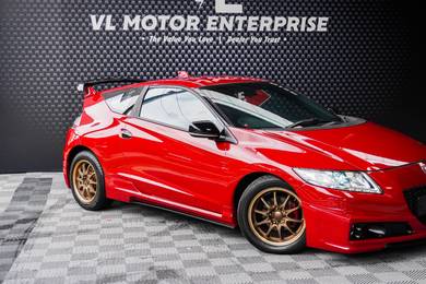 Honda CR-Z (HYBRID) in Desa Petaling, KUL