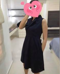Dark blue dress