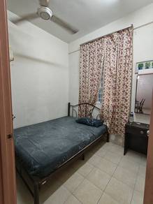 Room in Bukit Jalil, KUL
