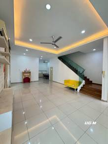 Semi-Detached House For Sale in Klang,SGR
