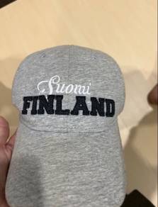 Caps