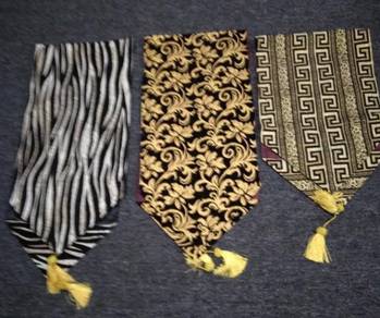 Table runners