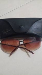 cermin mata rayban