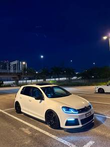 Volkswagen Golf R in Permas Jaya, JHR
