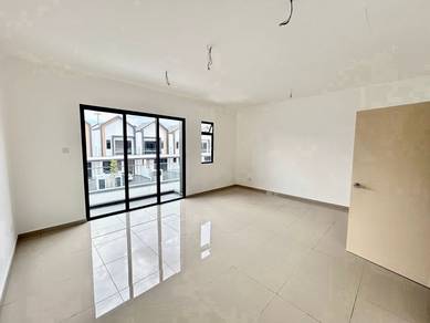2-storey Terraced House For Sale in Tebrau,JHR