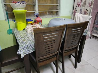 meja makan