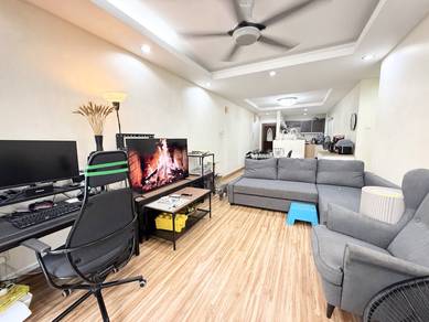Condominium For Sale in Kinrara Mas Condominium