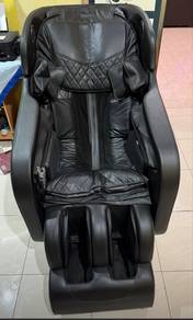 Kerusi Urut/ Massage Chair