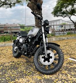 Keeway K-Light 202