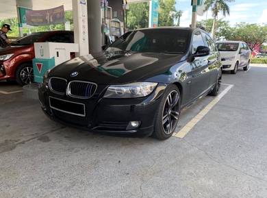BMW 320i 20i (CKD) in Setiawangsa, KUL