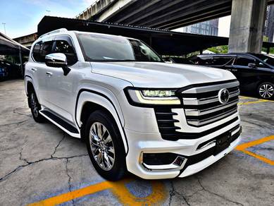 Toyota Land Cruiser ZX in Cheras, KUL