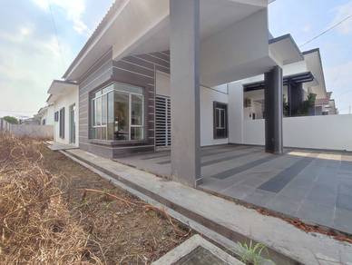 Semi-Detached House For Sale in Chemor,PRK