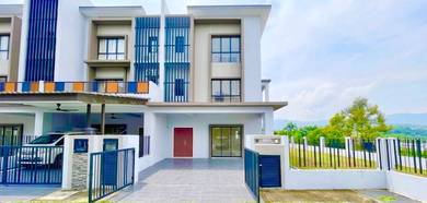 3-storey Terraced House For Sale in Ampang,SGR
