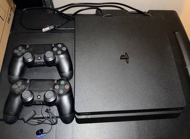 PS4 slim 1TB