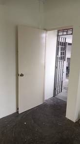 Flat For Rent in Rumah Pangsa Permas Jaya