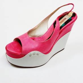 KENZO  Leather Colorblock Pattern Slingback Pumps