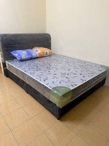 Set bilik lengkap-Katil queen+Tilam8”+almarimakeup