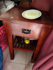 Meja Sisi Kayu Getah solid Jualan Pindah Rumah